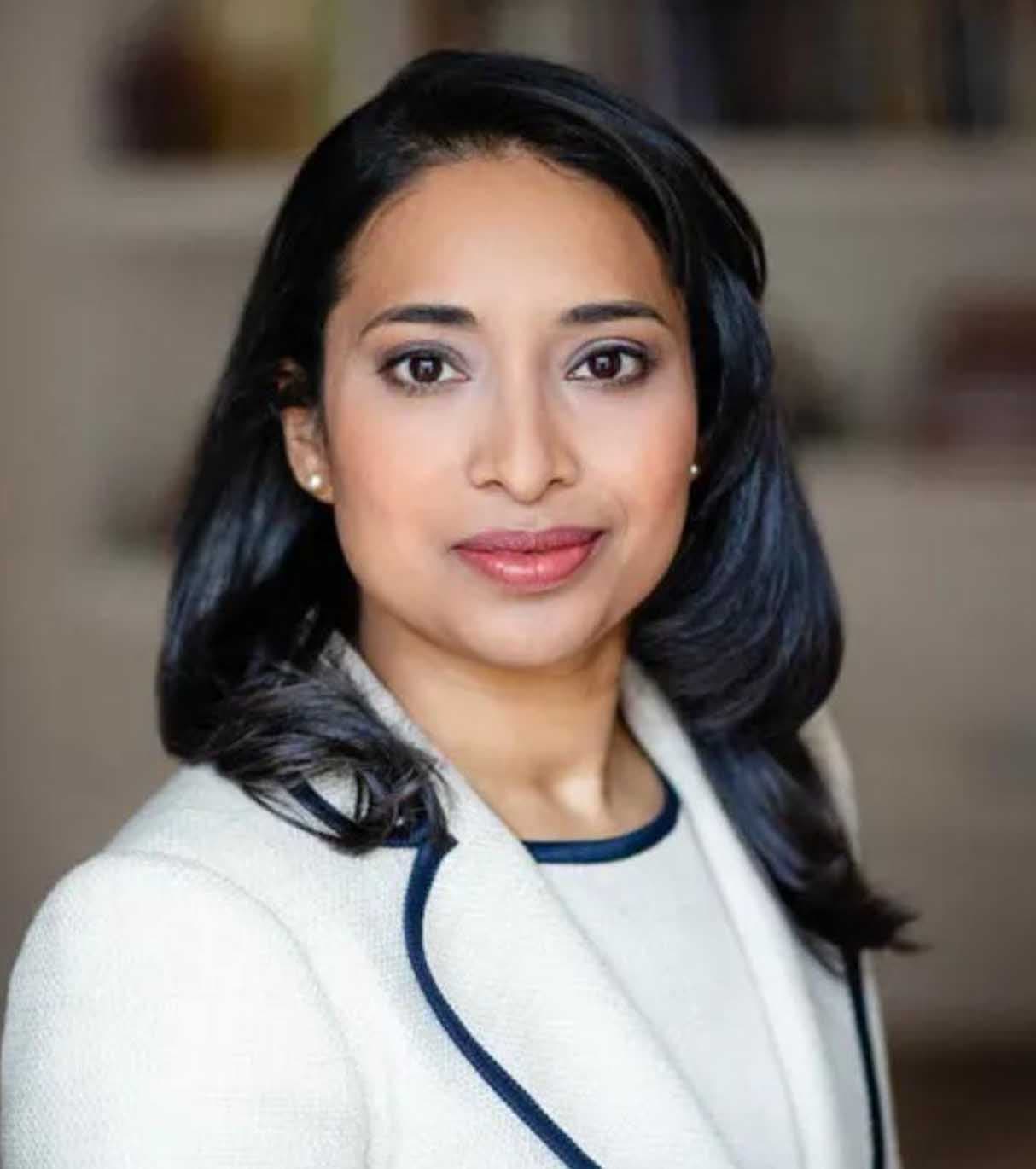 Sujatha-Tadiparthi-portrait