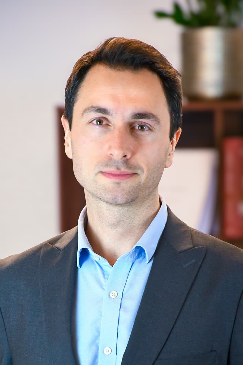 Dr-Arda-Küçükgüven