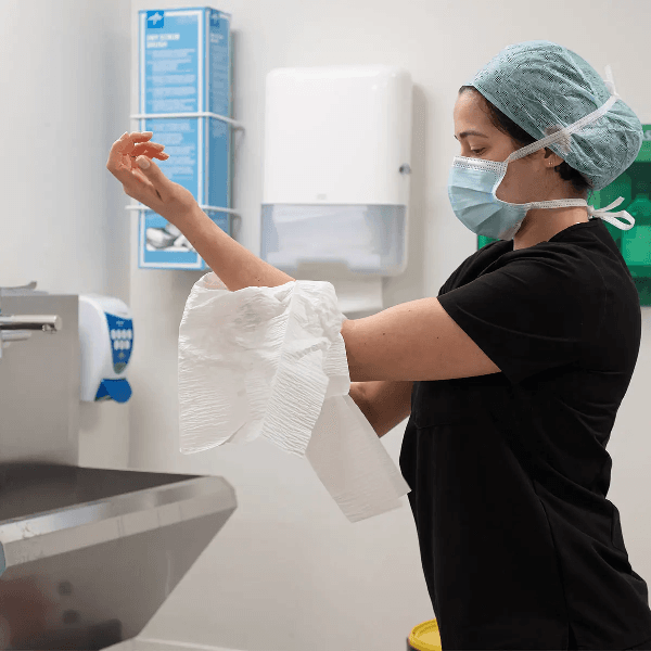 Latelier-surgeon-after-treatment