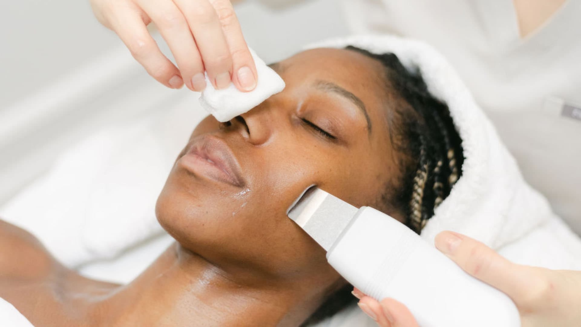 patient-face-treatment