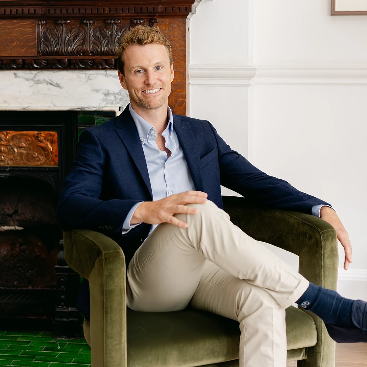 Daniel-wright-fireplace-chair